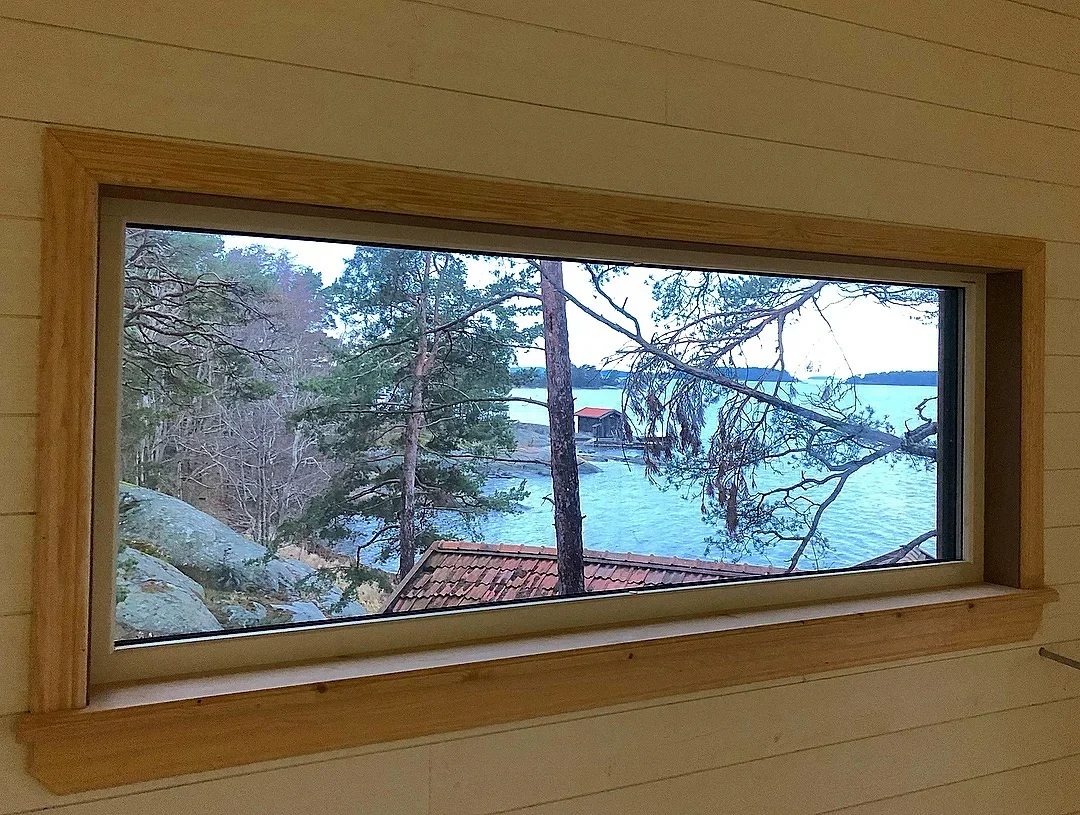 Pushing on, Inside panel!